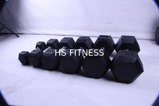Gli accessori neri di allenamento della palestra hanno riparato la testa di legno rivestita di gomma della sfortuna per body building