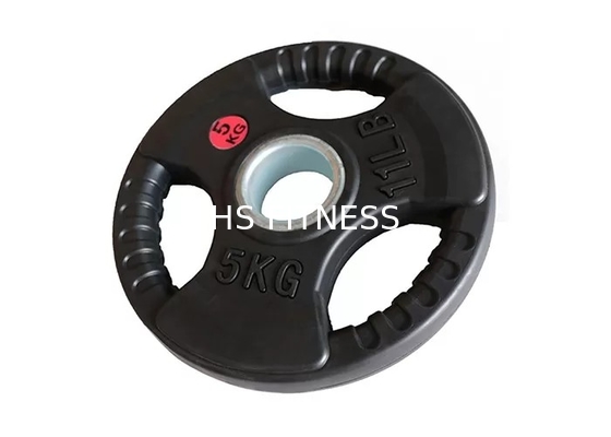 Gli accessori neri di allenamento della palestra hanno riparato il piatto di gomma del peso per body building